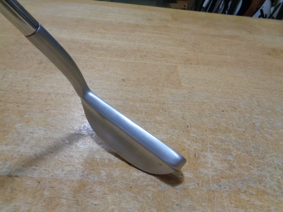 New MacGregor VIP TFP 90-2 Numbered Limited Edition PUTTER 35" Putter 0566/1000 - Image 4 of 4