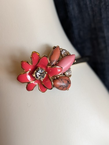 Kate Spade New York Open Hinged Bracelet Floral Gem Pink Coral Gold - Afbeelding 2 van 5