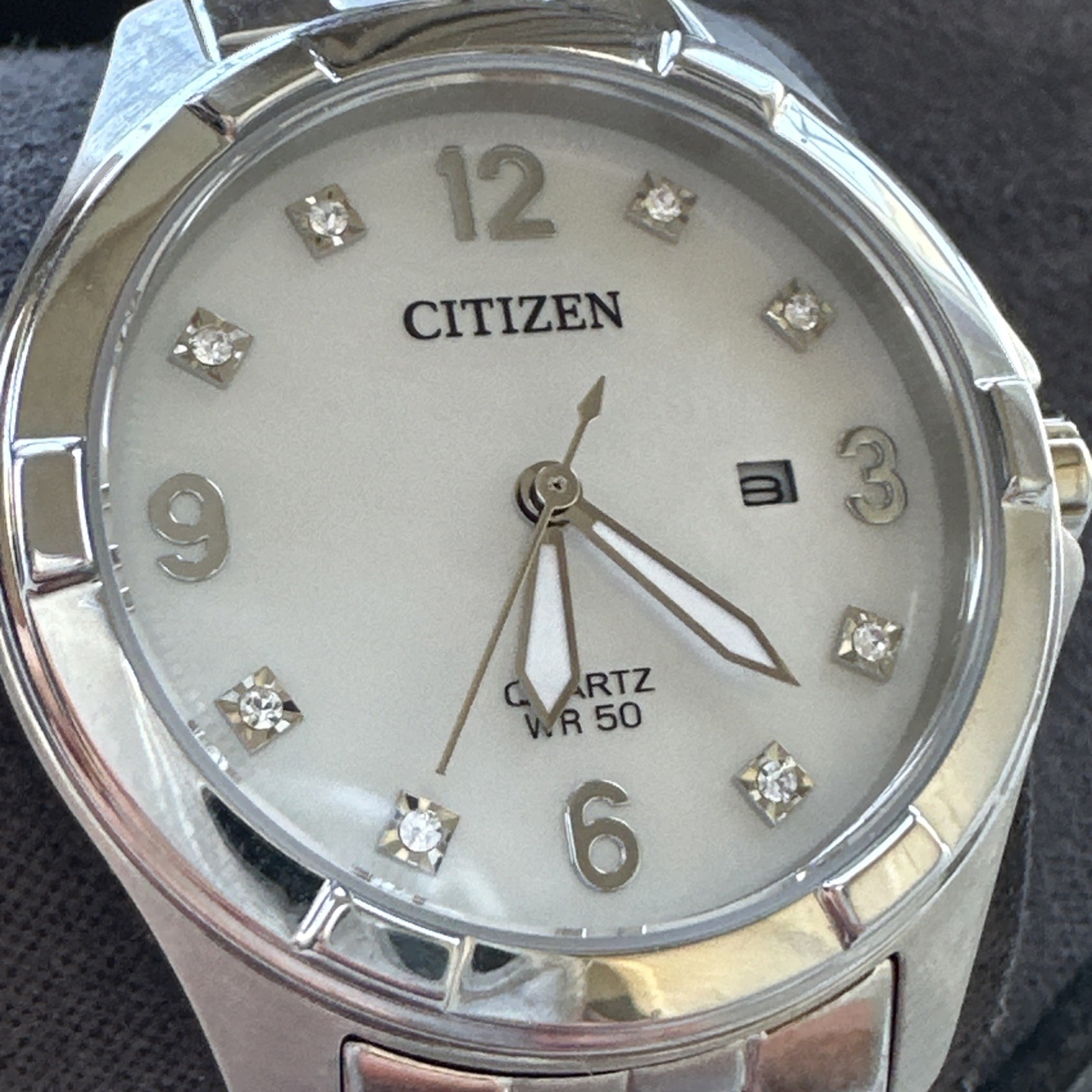 Citizen Womens Quartz Classic Date Silver Stainless Steel Watch 32 MM EU6080-58D