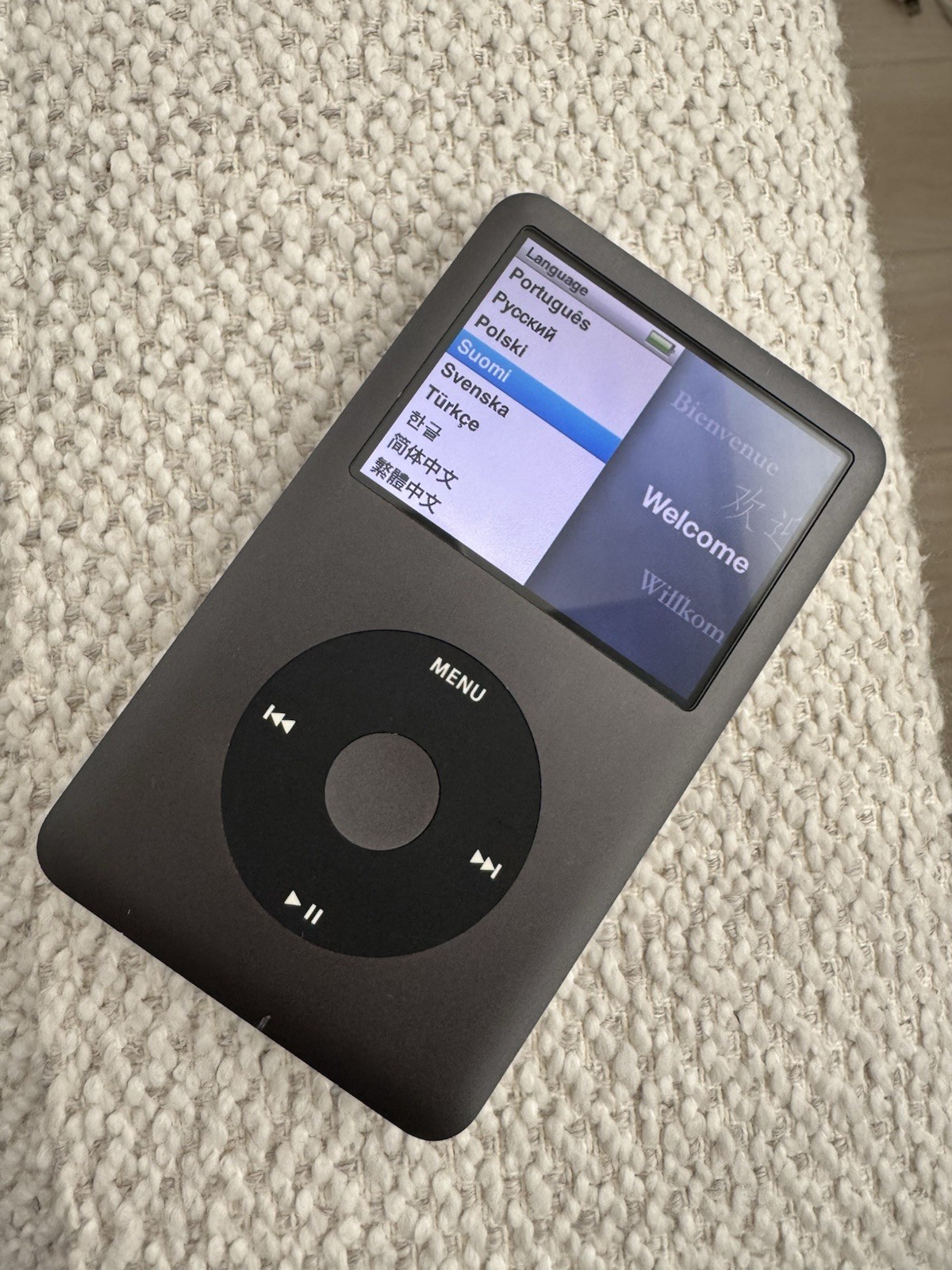 Apple iPod classic  7th Generation 160GB MC297J/A New Battery Good#413