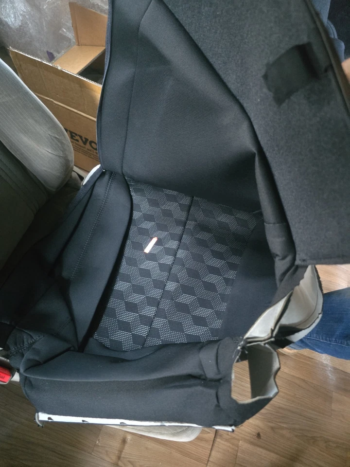 Fundas de asiento trasero OEM Hyundai Tucson / Kia Sportage - Totalmente nuevas ✅ Foto 2 de 3
