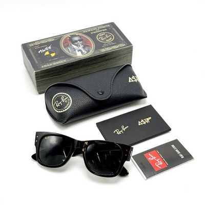【オマケ付き】Ray-Ban Mega Violet with 21) - (51 M Capsule Summer Wayfarer Mega Ray-Ban Wayfarer 小物