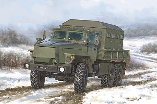 Trumpeter 1/35 01071 RUSSIAN URAL-4320 CHZ