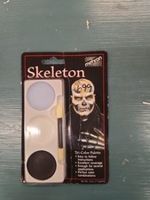 Mehron Skeleton Tri-Color Palette Halloween Make-Up Kit B7 