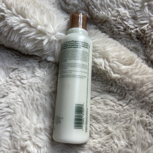 Aveda Rosmarin Minze Körperlotion 6,7 Oz 200 ml volle Größe belebende Feuchtigkeitscreme - Bild 2 von 3