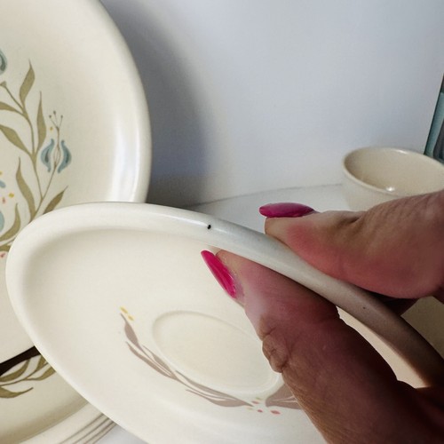 5 MCM Blueberry Hill Metlox Poppytrail Vernon Dinner Plates & Cups & Saucers - Picture 11 of 12