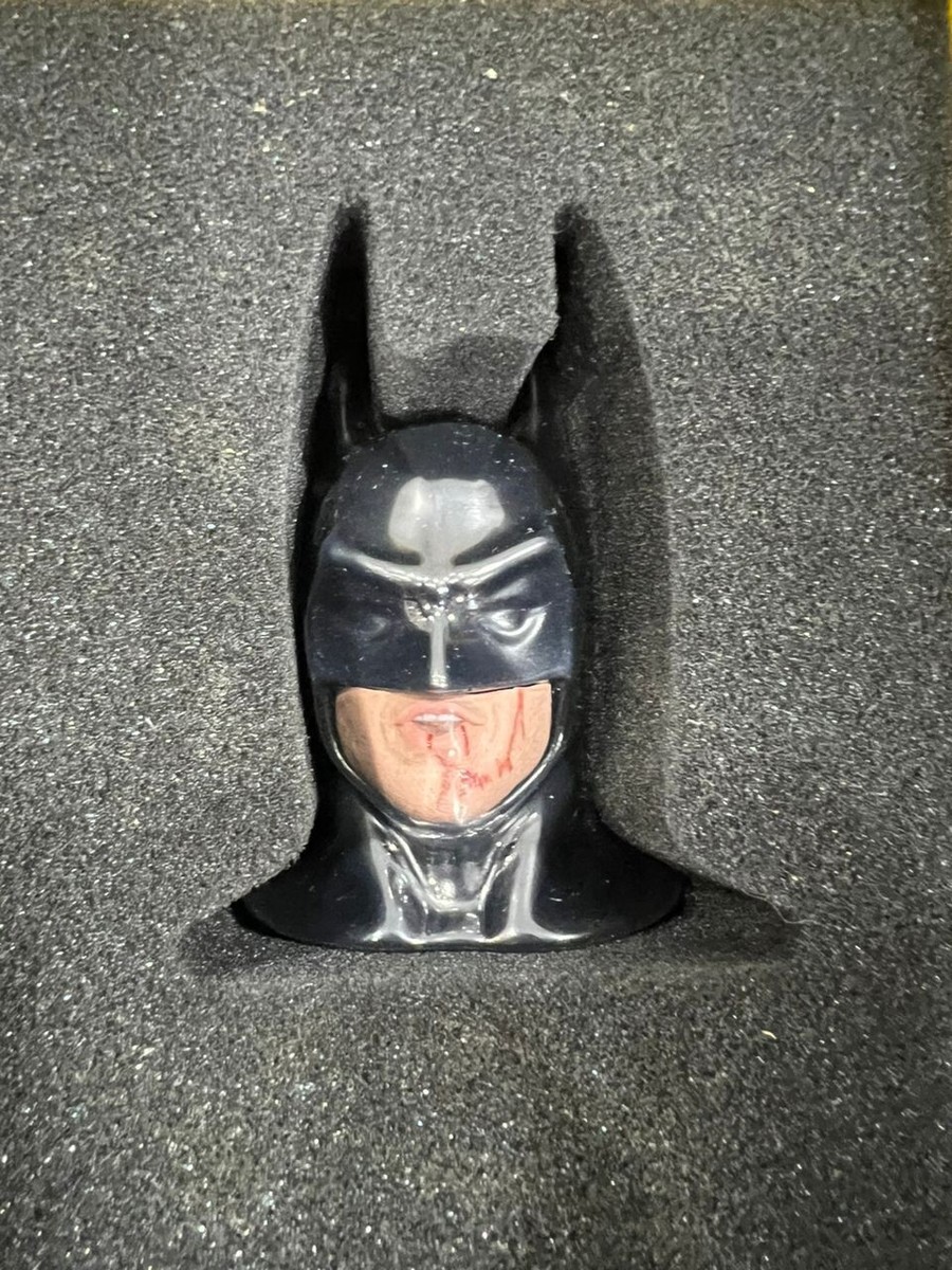 koko281/6スケール　ナイトメアバットマン　カスタムヘッド Hot Toys Batman 1/6 Scale Custom Head and Capes - BAF Ep.18