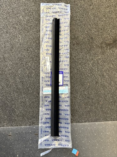 30745499 Weatherstrip