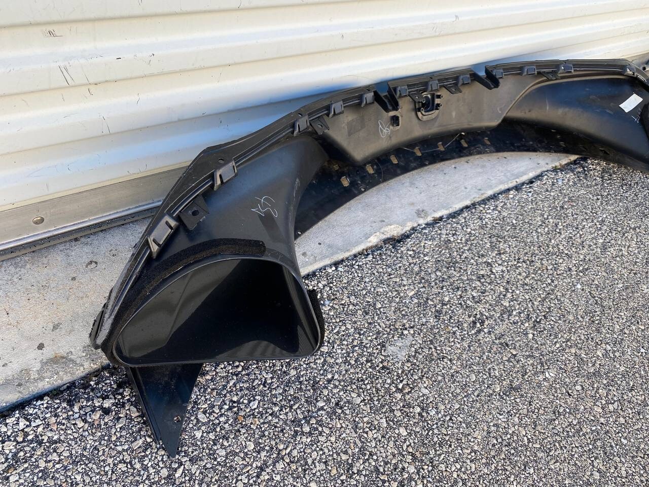 2017 2018 2019 2020 MCLAREN 720S FRONT BUMPER LOWER SPLITTER VALANCE COVER OEM