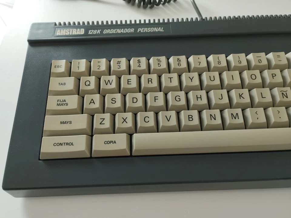 Amstrad CPC 6128 - Imagen 4 de 4