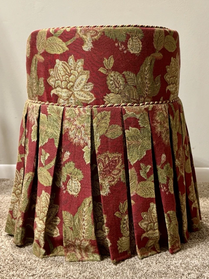 Vtg Skirted Barrel-back Vanity Chair Skirted Boudoir 24.5” Tall - Image 4 of 4