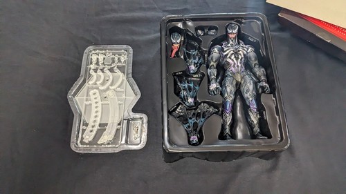 Variant Play Arts Marvel Universe Venom Action Figure designed by Hitoshi Kondo! - Picture 7 of 9