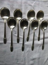 Set of 8 1847 Rogers Bros IS Silverplate FIRST LOVE 7" GUMBO SOUP SPOONS
