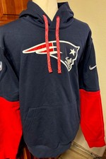 NWT Nike NFL New England Patriots Men  s Small Pullover Hoodie On Field Apparel
