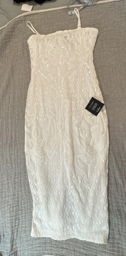 NWT Women’s Lulus SZ M Long Beaded Strapless White Gown Summer Wedding Gorgeous - Picture 16 of 21