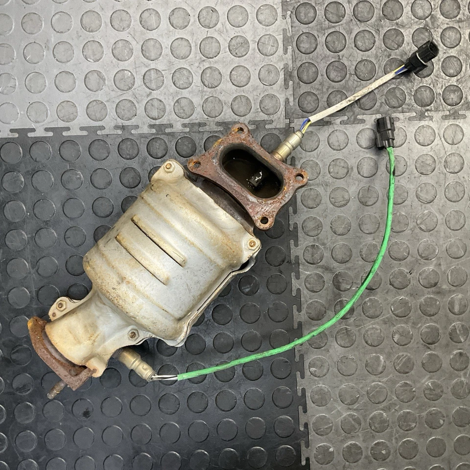 Convertidor catalítico trasero Honda Odyssey 2013-2017 sistema de escape OEM Foto 2 de 4