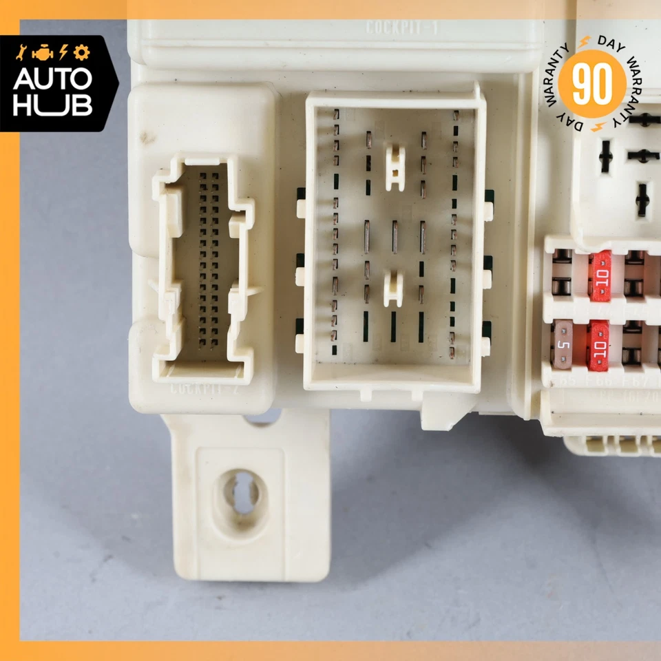 Módulo de control de caja de fusibles interior Aston Martin DB9 Vantage DBS Vanquish OEM Foto 4 de 4