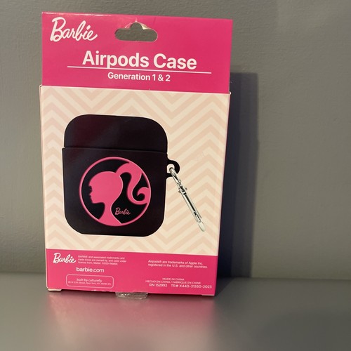 Barbie NIB AirPods 1st - 2nd Generation Case with Attached Clip - 第 2/4 張圖片