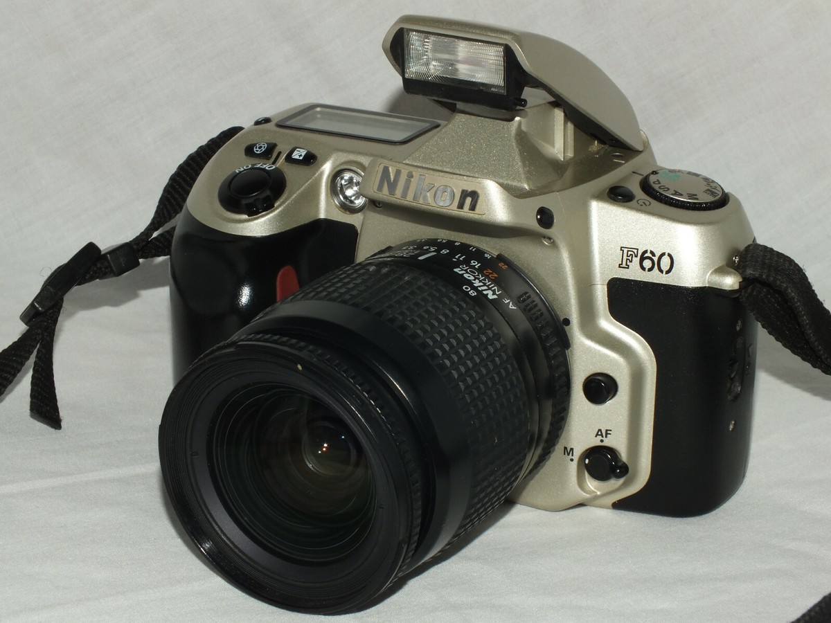 Nikon F60 film camera, AF Nikkor 28-80mm 1:3.5-5.6 D zoom