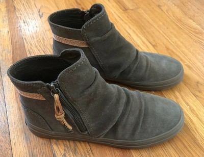 sperry crest suede ankle boots