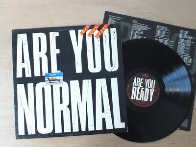 10 CC - Look hear / Are you normal  UK  1980  ois  LP  Vinyl  mint-