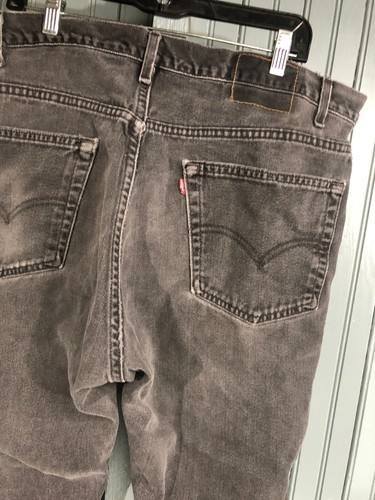 Jeans da uomo Levi's Beat Up Destroyed in denim nero 42 x 32 COSÌ COM'È - Foto 7 di 12