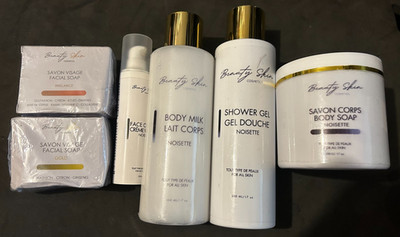 Konvolut Produkte Beauty Skin Kosmetik Gesicht Körper Seife Milch Creme