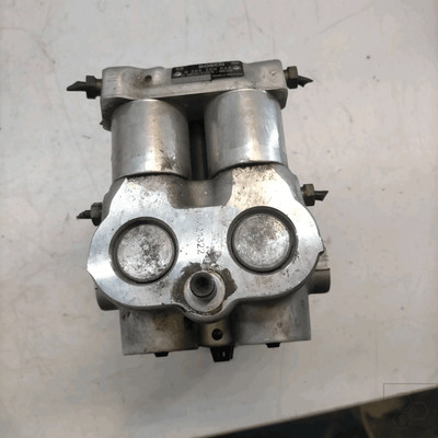 A0014318012 ABS-Pumpe  MERCEDES-BENZ Classe E (W/S210) 200 Ber. 4p/b/1998cc