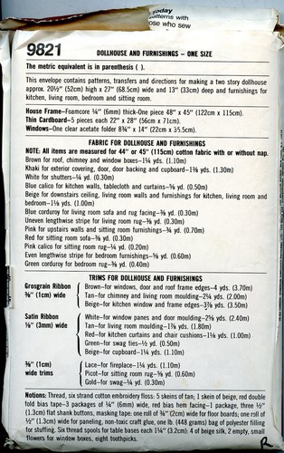 Dollhouse & Furnishing - Simplicity Sewing Pattern - Foamcore, Cardboard &Fabric - Picture 2 of 2