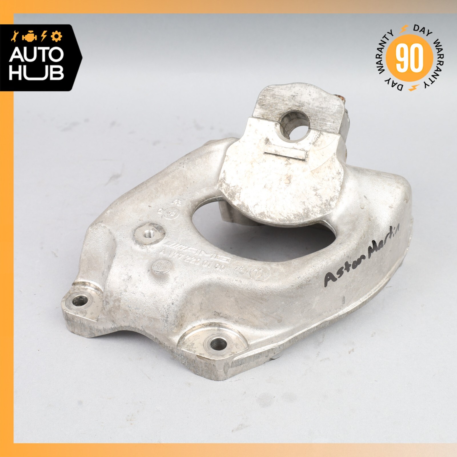 Aston Martin DB11 / Vantage Front Left Side Engine Mount Bracket OEM 7k