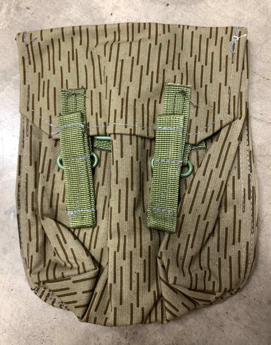 East German Military 4-Cell Ammo Magazine Pouch