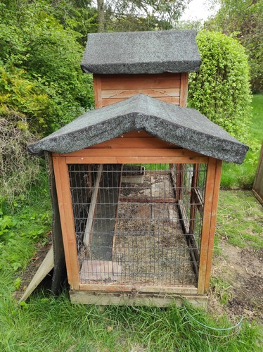 TRIXIE LARGE USED RABBIT / GUINEA PIG HUTCH HUTCHES RUN RUNS BUNNY LETCHWORTH - Picture 4 of 12