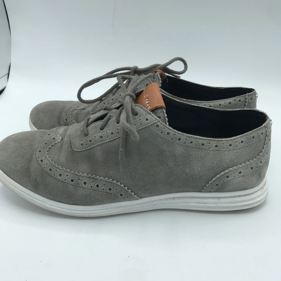 Cole Haan Women’s Shoe Misha Grand OS Size 6.5 Gray Suede Wingtip Sneaker GUC - Image 4 of 4