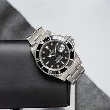Rolex Submariner Date 16800