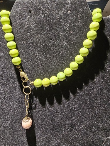 17" Vintage Green Glass Beaded Pink Flower And Brass Necklace - Picture 3 of 4