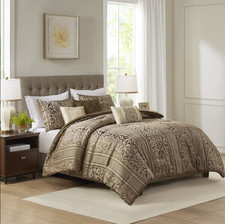 6 Piece Jacquard Comforter Set With Throw Pillows