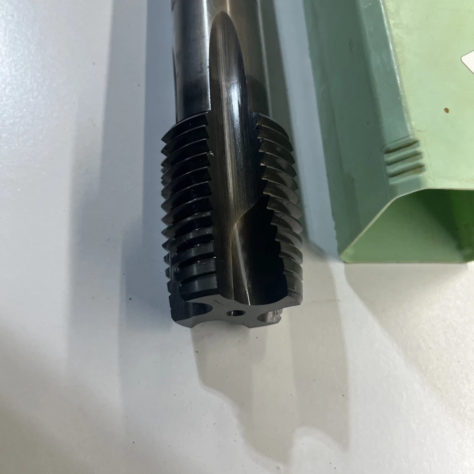 WALTER PROTOTIPO M48 X 5 6H HSS-E ESPIRAL PUNTO ENCHUFE GRIFO 4 FLAUTA RECTA 48 CNC Foto 2 de 4