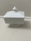 Vintage Westmoreland Old Quilt Lidded Candy Dish Dresser Box