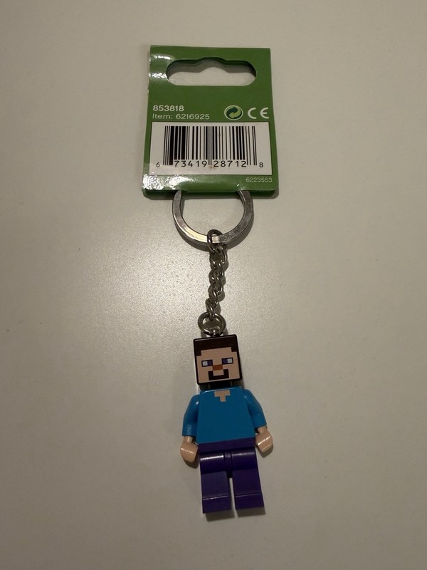 LEGO Minecraft Steve 853818 Minifigure Keychain New with Tag