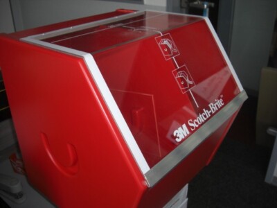 3M Scotch Brite  Rollen Dispenser - passend für 2 Rollen 100 mm x 10 m