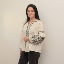 Women  s Ukrainian Embroidered Blouse Vyshyvanka Linen Boho Peasant Top          