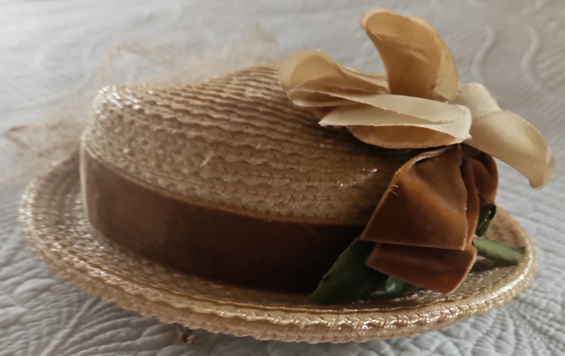 Brocade golden vintage bubble hat with black netting & silk ribbon. circa 1950s. Satin Green Vintage Hats for Women for sale | eBay main image 2
