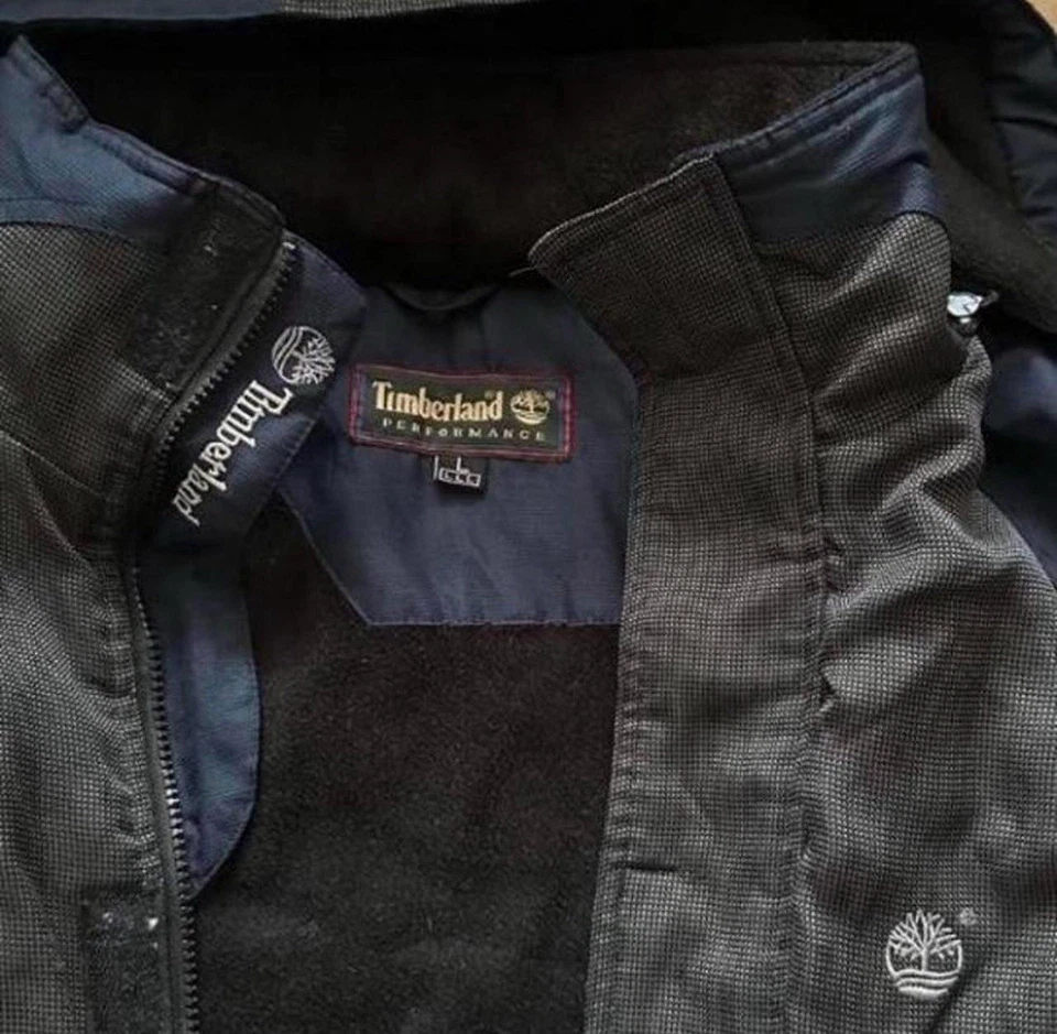 Navy Timberland jacket Size Large Rare Vintage Piece from 2000’s - Image 4 of 4