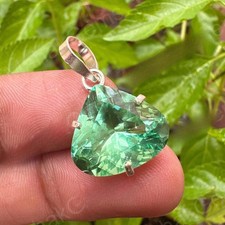 Certified 32 CT Natural Green Sapphire Loose Gemstone 925 Solid Silver Pendant
