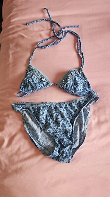 guess swimsuit