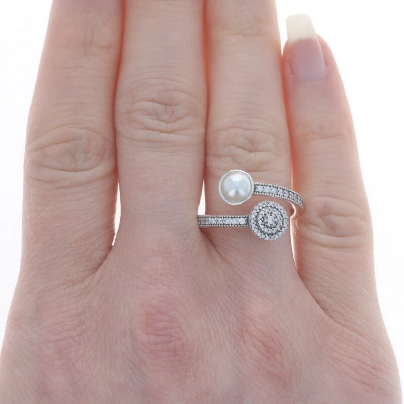 Pandora luminous glow ring deals