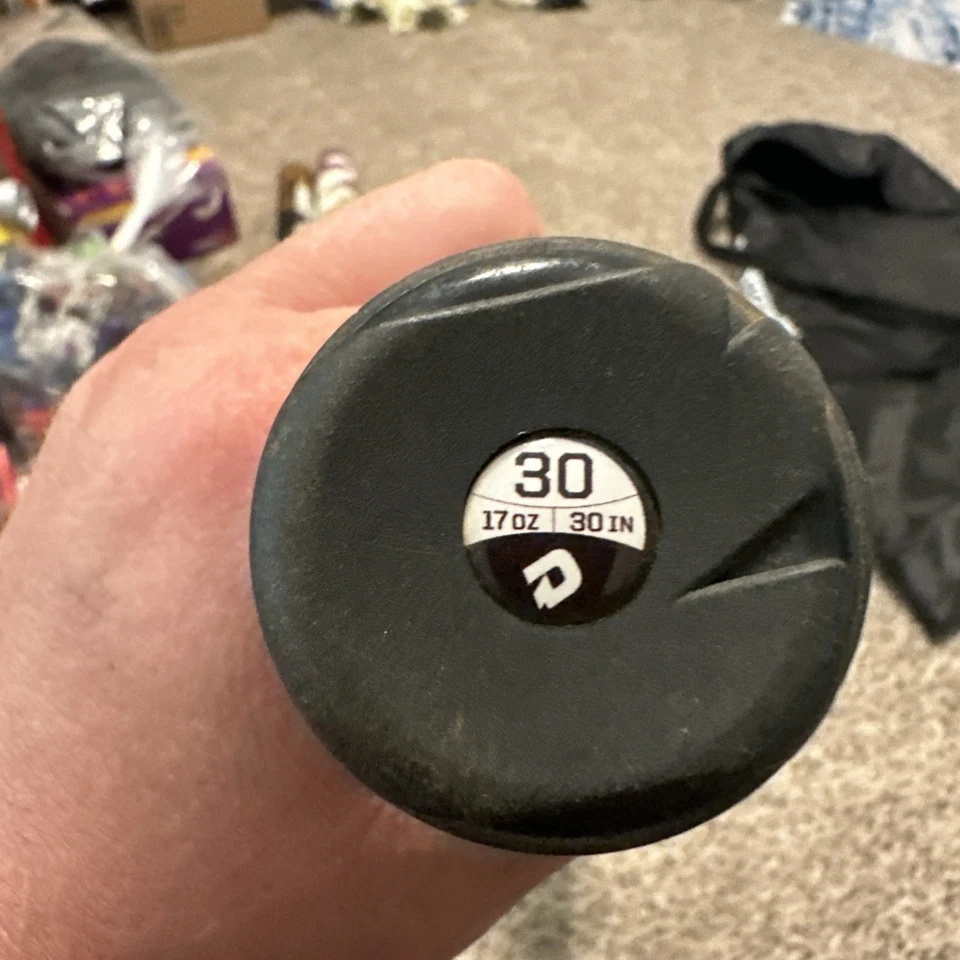 Bate de softbol DEMARINI BFP-19 Crystl Bustos 30" - 17 oz, diámetro 2-1/4 -13 Foto 4 de 4