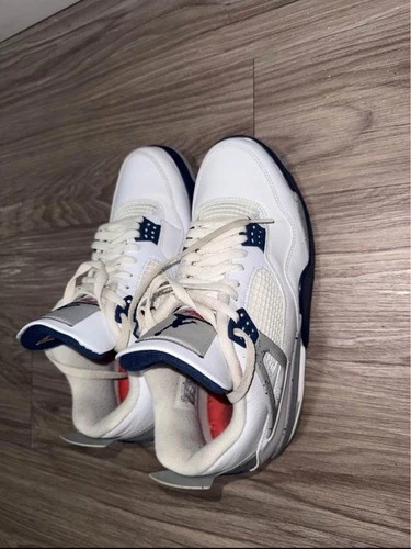 Size 10 - Jordan 4 Retro Mid Midnight Navy