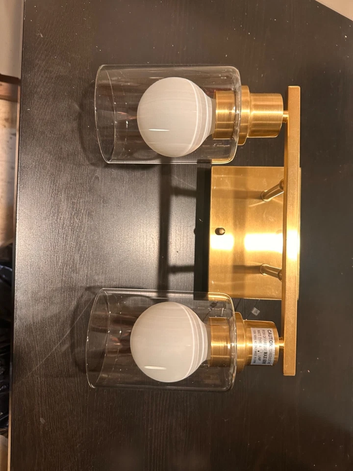 Lámpara tocador pared baño dorado Foto 3 de 3