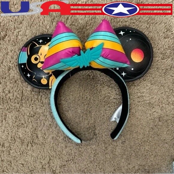 Disney Parks Buzz Sox Lightyear Movie Minnie Mouse Ears  display picture 1